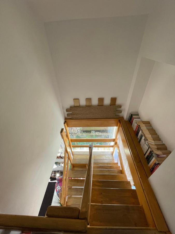 Casa Trandafirilor Hotell Tulcea Exteriör bild
